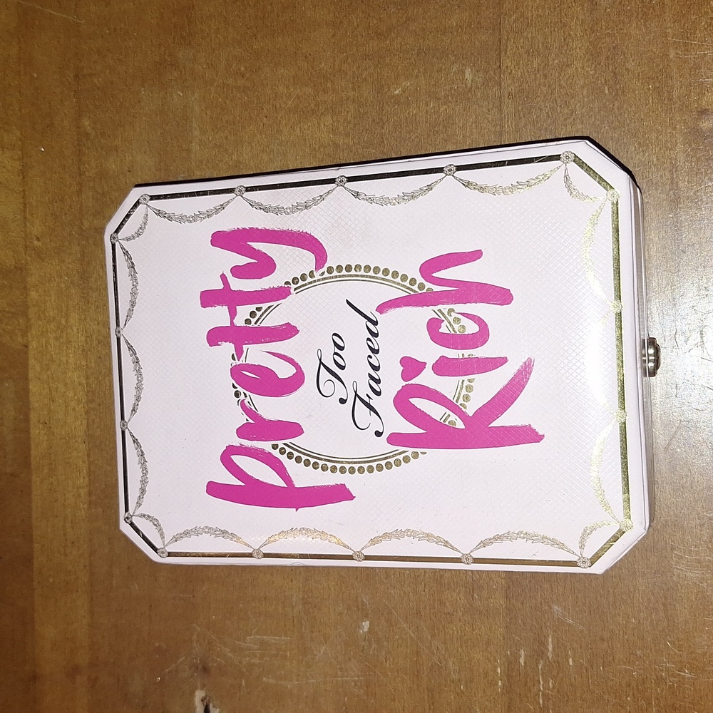 Too faced Pretty Rich 😍🤑
